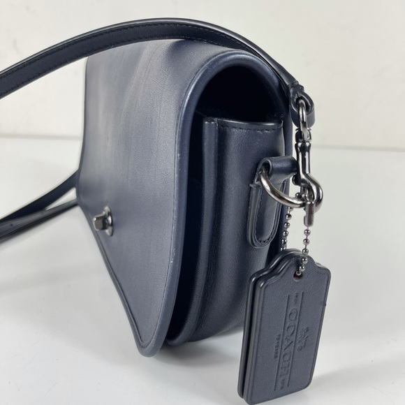 COACH Classic Turnlock Leather Crossbody Shoulder Bag In Glovetanned Leather - Picture 6 of 14